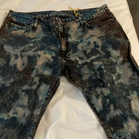 Robin's Jean Other - Clothes